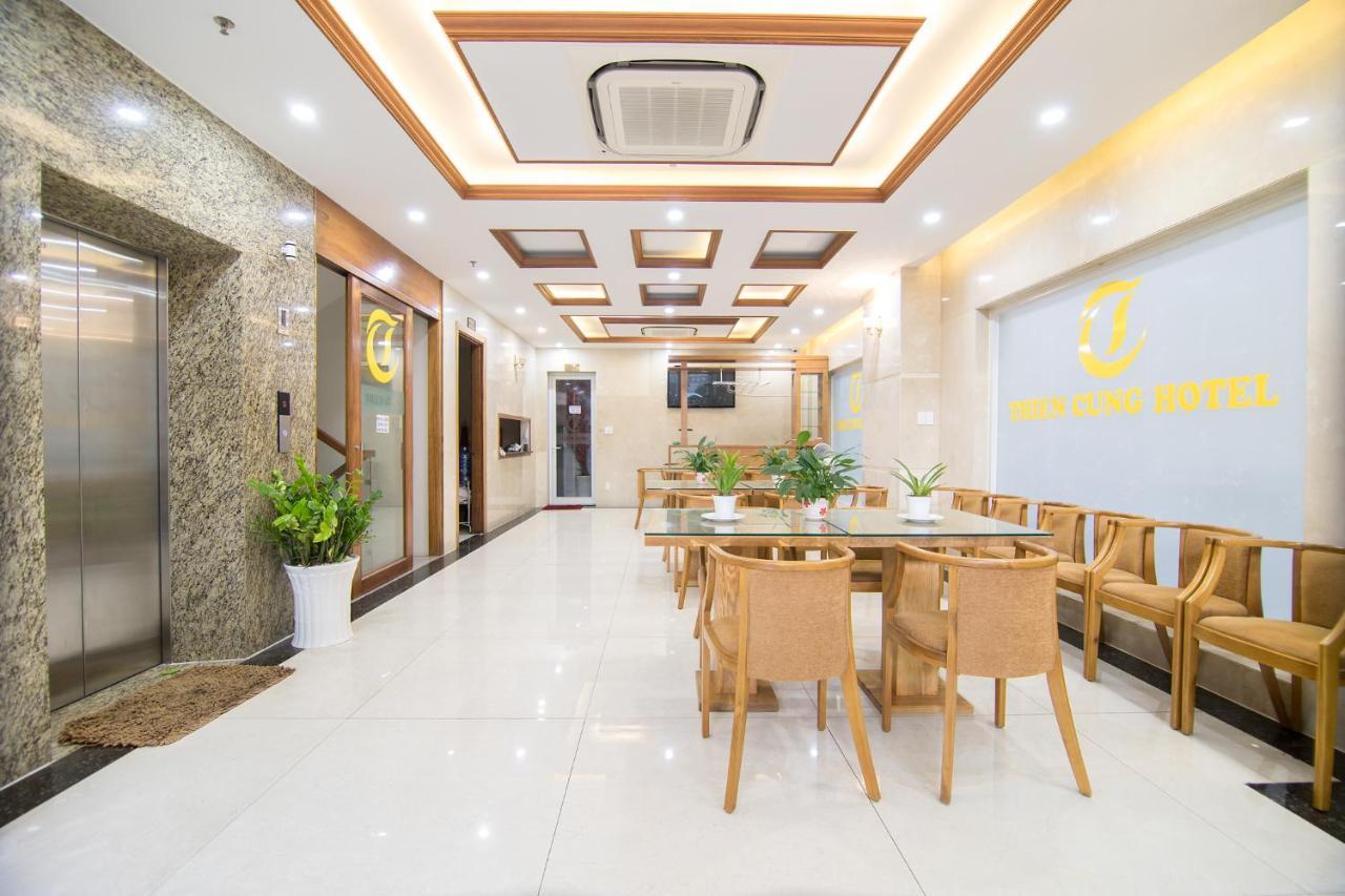 Reddoorz Plus Near Lotte Mart Cong Hoa 호치민 외부 사진