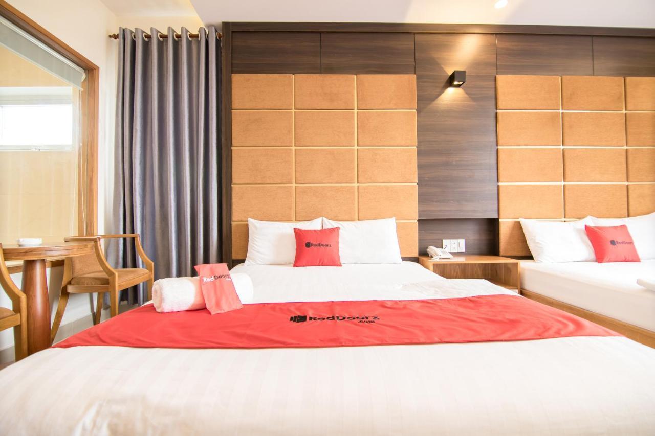 Reddoorz Plus Near Lotte Mart Cong Hoa 호치민 외부 사진